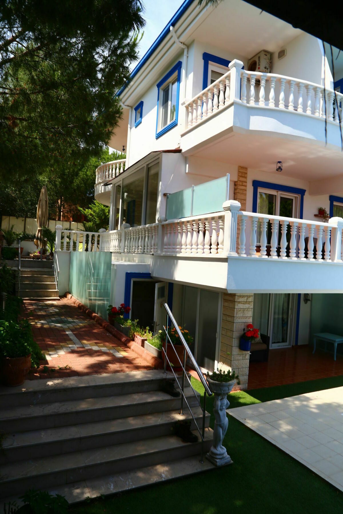 Guzelyali Hotel Ayvalik Exterior photo